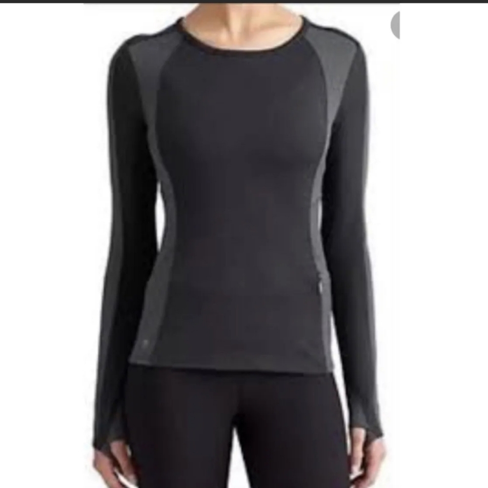 Athleta Spotlight Top Black Long Sleeve Workout